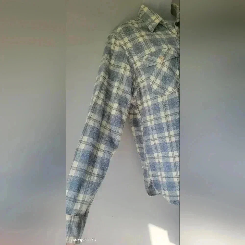 Eddie Bauer cozy pastel yellow & blue flannel shirt size medium - Picture 6 of 9